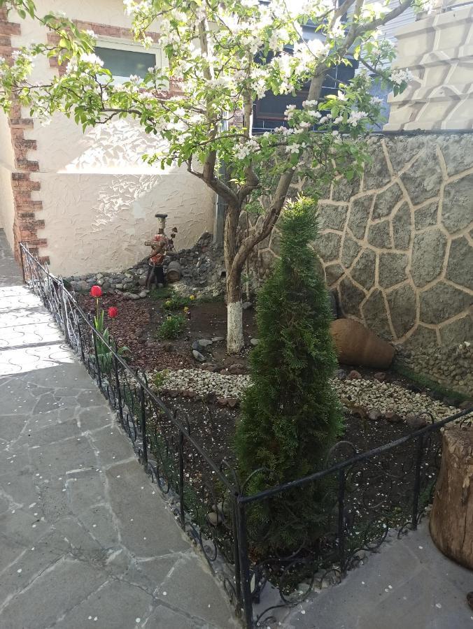 Посуточный Гостевой Дом Gyumri Esterno foto